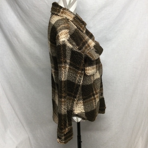 Almost Famous Womens Plaid Sherpa Shacket Button-Up Jacket in Brown & Cream Sz M - Picture 6 of 11